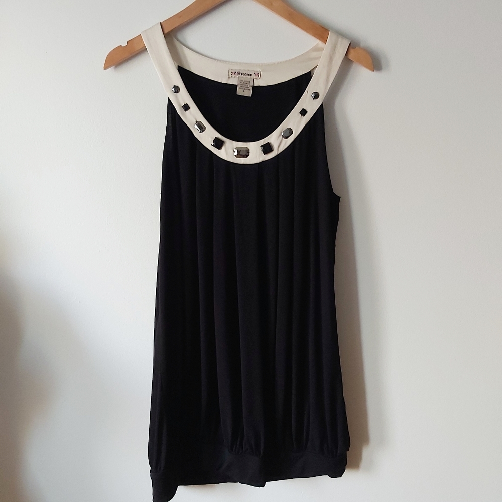 🖤 3/$20 Forever 21 Black and White Jeweled Retro Style Dress